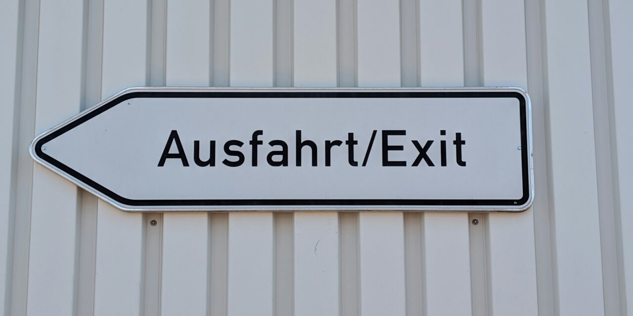 The life story of the artist Arthur Hughes