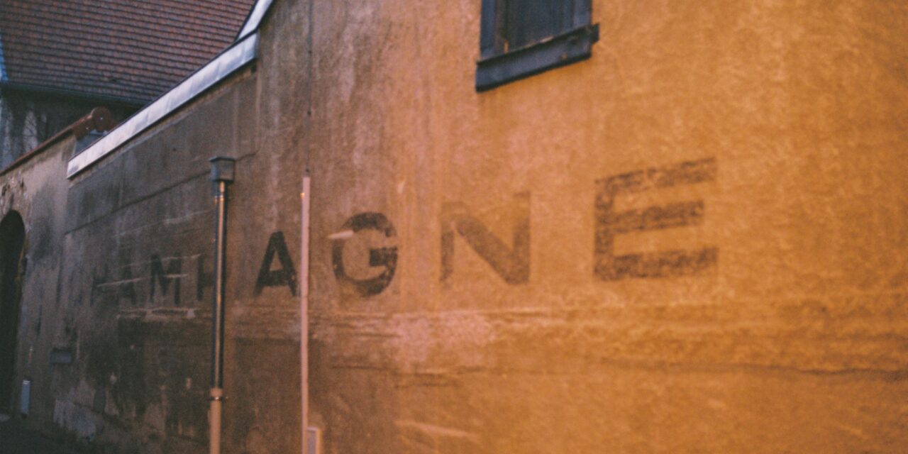 The life story of the artist René Magritte