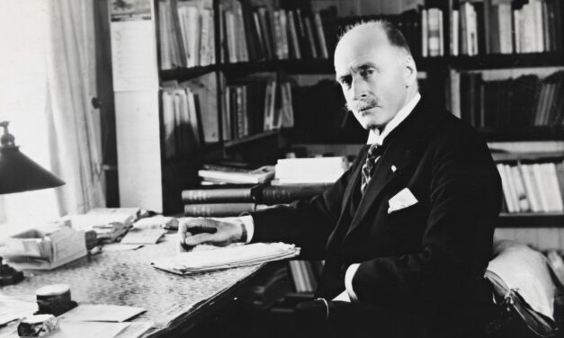An in depth guide to the artist Alexander Rodchenko