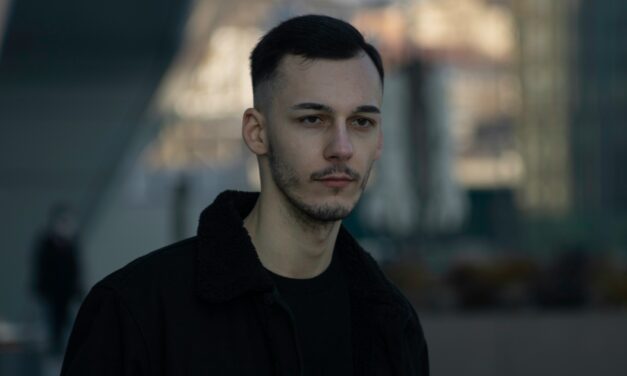 An in depth guide to the artist Pavel Kuznetsov